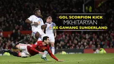 Video gol scorpion kick Henrikh Mkhitaryan saat Manchester United menang atas Sunderland 3-1 pada Boxing Day Premier League, Senin (26/12).