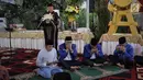 Dewan Pertimbangan Majelis Ulama Indonesia (MUI) Din Syamsuddin memberikan sambutan pada acara puasa bersama pengurus DPP PAN dan DPW Se-Indonesia di Widya Chandra, Jakarta, Sabtu (9/6). (Liputan6.com/Faizal Fanani)