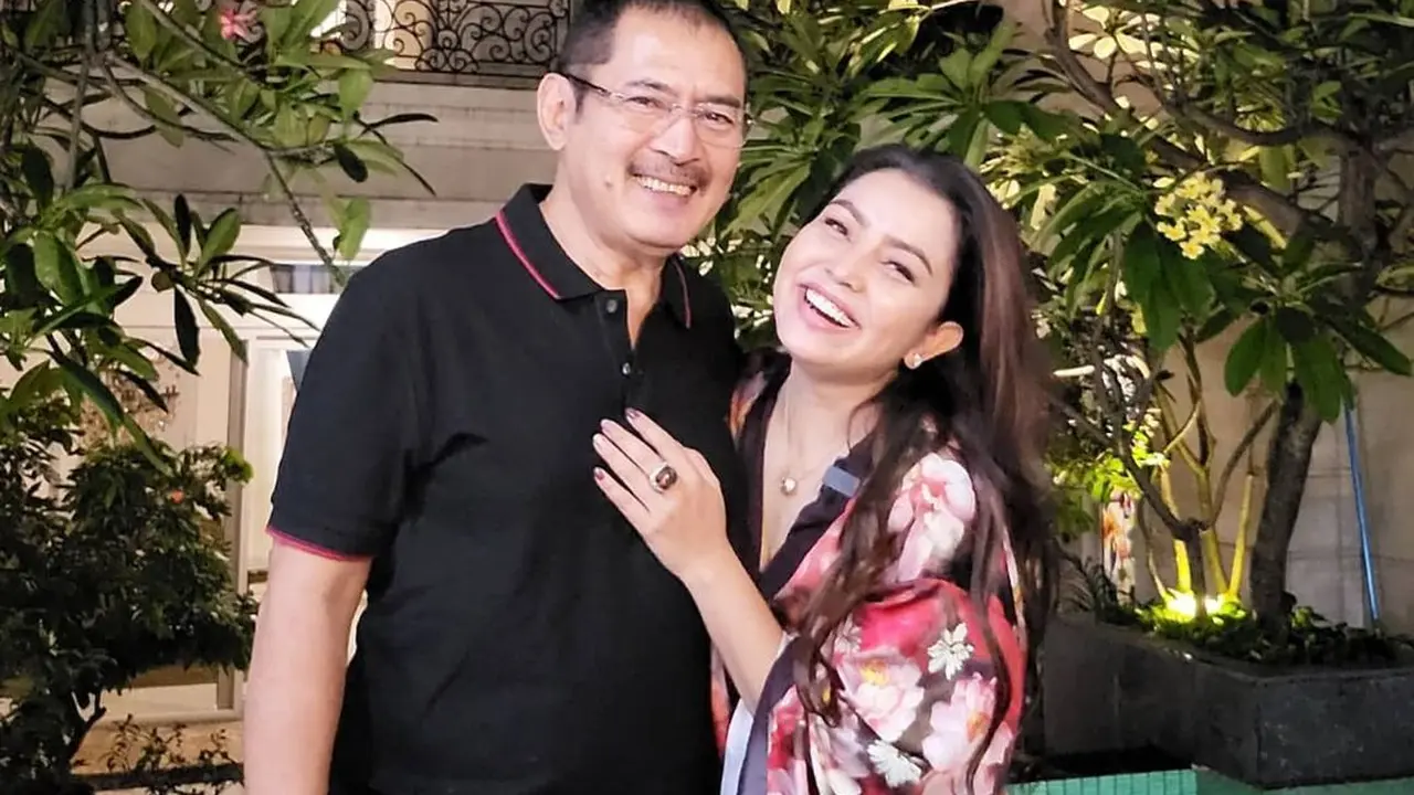 Mayangsari dan Bambang Trihatmodjo.