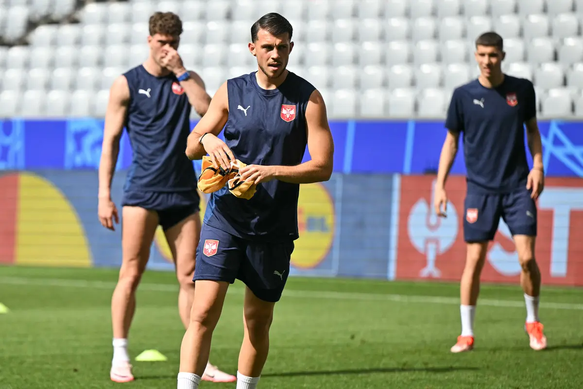 Latihan Serbia Jelang VS Slovenia di EURO