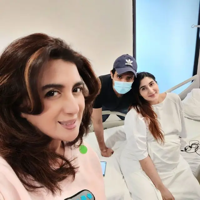 Momen lahiran anak ketiga Tania Nadira