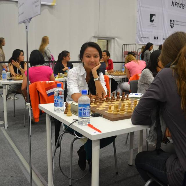 6 Potret Irene Sukandar, Grand Master Wanita Catur Indonesia