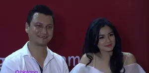 Pasangan Christian Sugiono dan Titi Kamal dikenal sebagai dua sejoli yang hobi travelling keliling dunia. Mereka punya cara sendiri untuk menghabiskan waktu liburannya, tetapi semenjak memiliki Juna, mereka sangat menghindari backpacker-an.