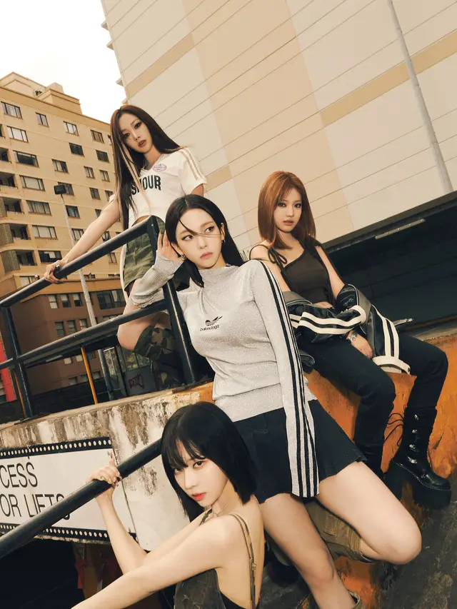 Foto teaser Aespa untuk comeback "MY WORLD"