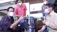 ITS Surabaya membuat inovasi alat konsentrator oksigen yaitu Oxygen Concentrator ITS (OXITS) (Dian Kurniawan/Liputan6.com)