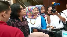 Menkeu Sri Mulyani pantau langsung hari terakhir pelaporan SPT di KPP Pratama Menteng, Jakpus. Dirinya mengaku senang dengan antusiasme warga dalam melaporkan pajak.