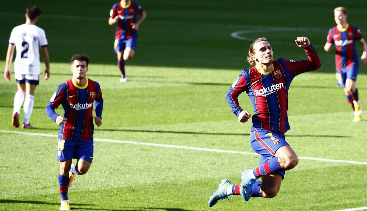 Foto Liga Spanyol: Messi dan Griezmann Kompak Cetak Gol, Barcelona Hajar Osasuna 4 Gol Tanpa ...