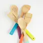 Spatula pelangi. (Beli di: modcloth.com)