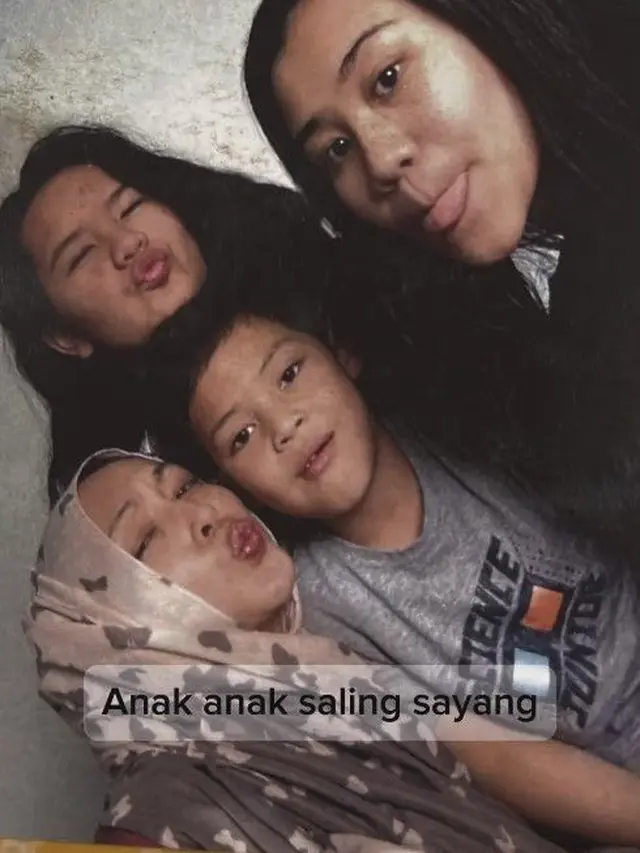 [Liputan6] Angelina Sondakh dan Aaliyah Massaid