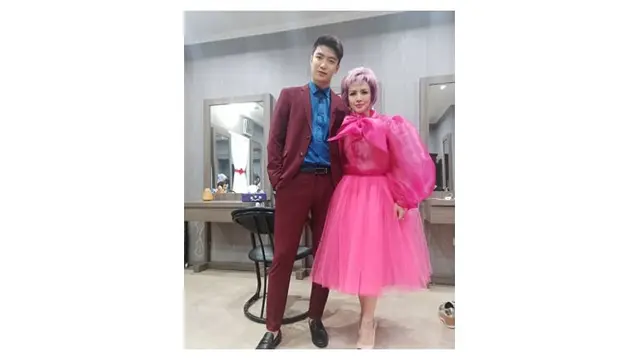7 Potret Barbie Kumalasari Bareng Pria Korea saat Hadir di Acara Fashion, Curi Perhatian