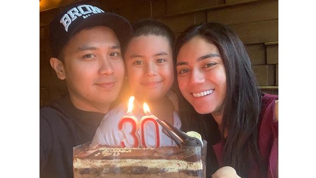 Diisukan Rumah Tangga Retak, Ini 5 Potret Kemesraan Thalita Latief Bareng Suami