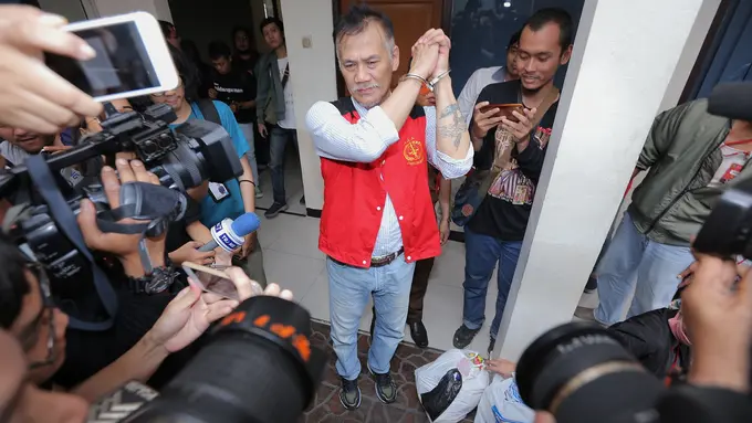 [Bintang] Tio Pakusadewo