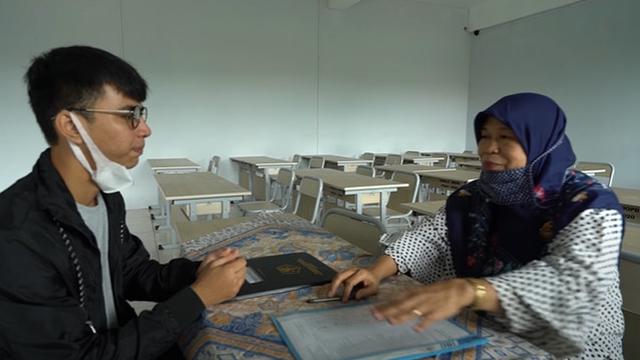 6 Momen Dimas Ahmad Kunjungi Sekolahnya, Isi Workshop dan Bayar Sisa Tunggakan