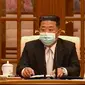 Korea Utara konfirmasi kasus pertama Covid-19, Kim Jong Un tampil perdana pakai masker saat perintahkan lockdown. (KCNAwatch.org).