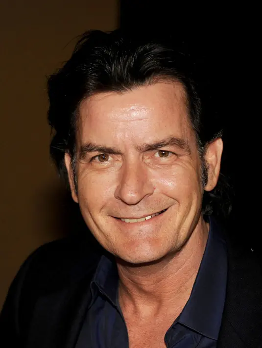 Tak lama berselang, bintang porno asal Amerika ini angkat bicara. Bree Olson seolah memberi isyarat langsung melakukan tes HIV lantaran sebelumnya kerap bercinta dengan Charlie Sheen. (AFP/Bintang.com)