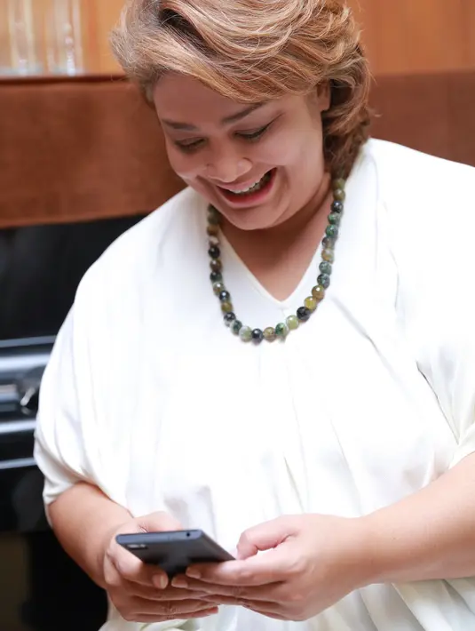 Perempuan asal Bali ini bermain dalam film 'Untukmu Angeline'. Film yang di ambil dari kisah nyata bocah 8 tahun yang tewas mengenaskan.  (Galih W Satria/Bintang.com)