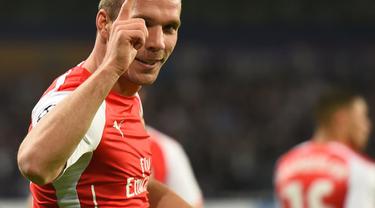 Podolski Tinggal Selangkah Lagi Pindah Ke Galatasaray Bola Liputan6 Com