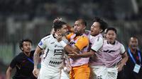 Pablo Andrade mencetak gol indah ke gawang PSIS Selaman dalam laga pekan ke-33 BRI Liga 1 2024/2025, Sabtu (17/5/2025). (Dok. Persija).