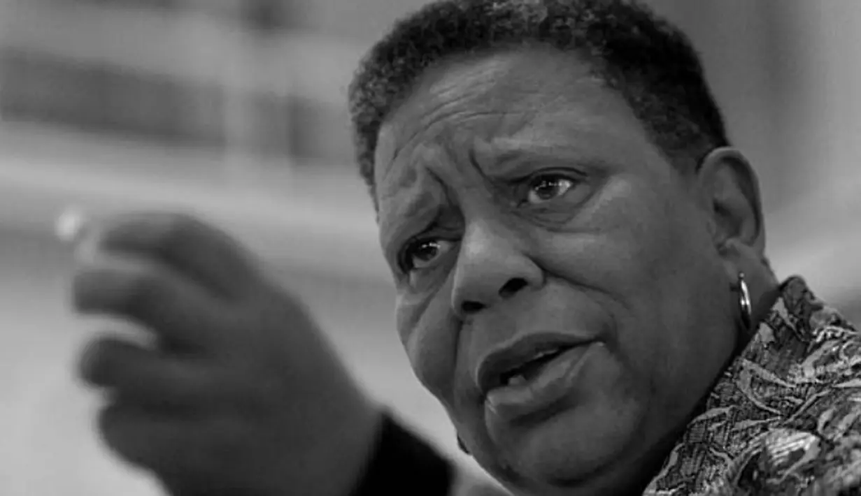 Dilansir dari foxnews, Joanne Bland saat itu berusia 11 tahun. Ia melihat para polisi menyerang banyak orang-orang yang protes dengan cara yang damai. (lloydwolfphoto.blogspot.com)