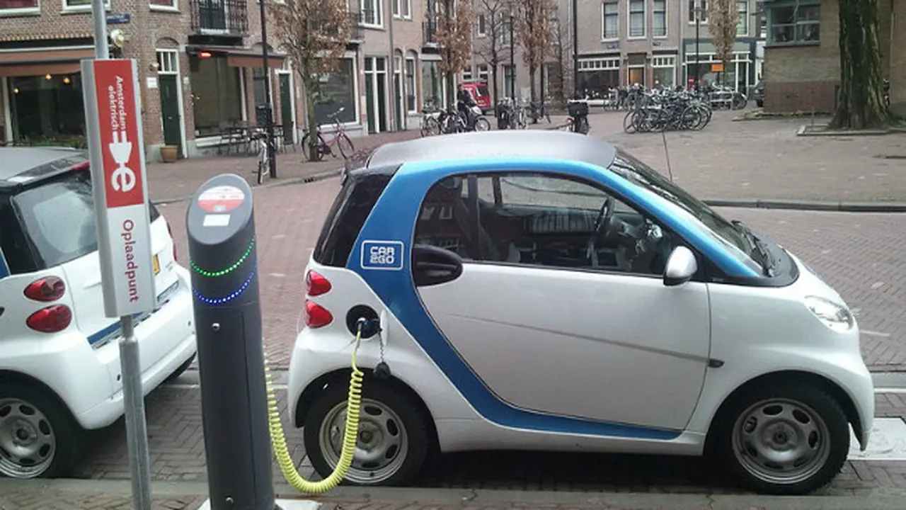 Mobil listrik