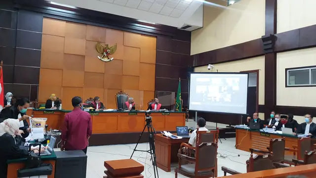 Anggota Subdit V Bareskrim Polri AKP Iwan Purwanto sidang brigjen prasetijo