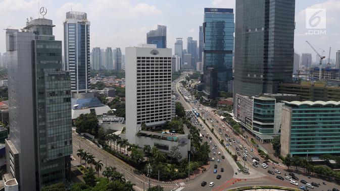Pemandangan gedung bertingkat di kawasan Bundaran HI, Jakarta. (Liputan6.com/Angga Yuniar)