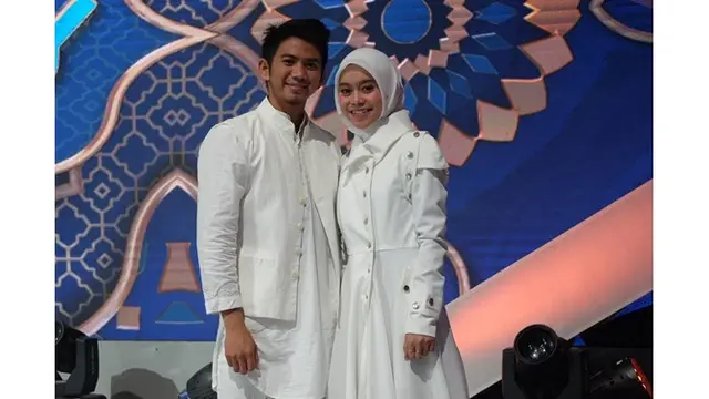 7 Potret Mesra Lesty Kejora dan Rizki Ridho, Sudah 4 Tahun Pacaran