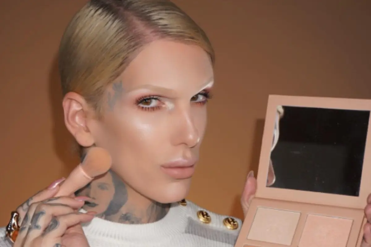 Jago Makeup, Beauty Vlogger Luar Negeri Ini Asli Laki-laki