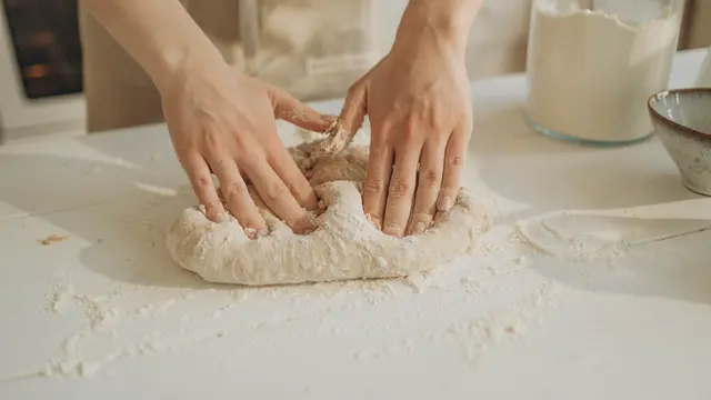 Cara Bikin Roti Tawar Homemade Tanpa Oven dengan Hasil Lembut dan Mengembang Sempurna