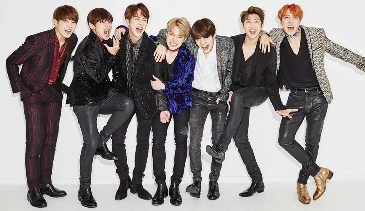 Jika disuruh menyebutkan boyband Korea paling terkenal saat ini, pasti yang ada di kepala kita adalah BTS. (foto: allkpop.com)