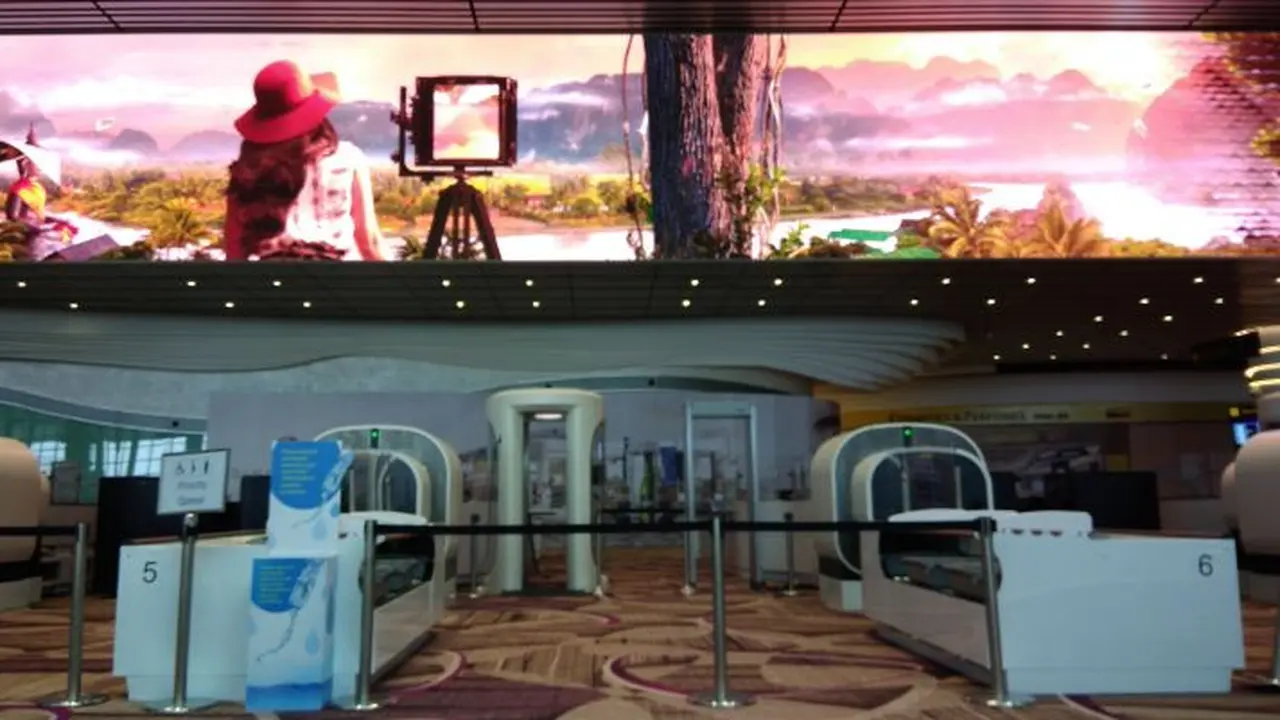Penampakan Terminal 4 Bandara Changi di Singapura. (Doni/Liputan6.com)