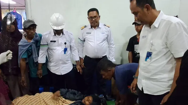 Di tengah pelayaran KMP Tanjung Madlahar, lahirlah seorang putri yang kelak akan dikenal sebagai Ira Puspadewi Tatroman.