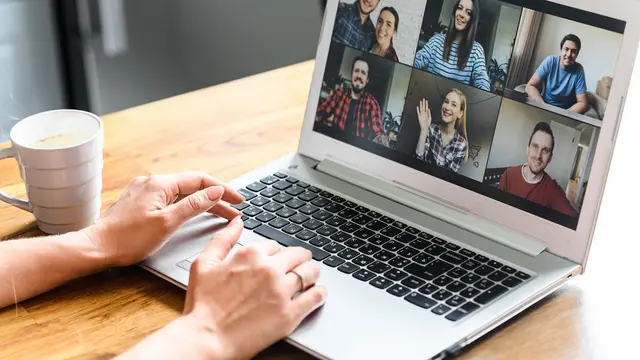 Ilustrasi hangout virtual
