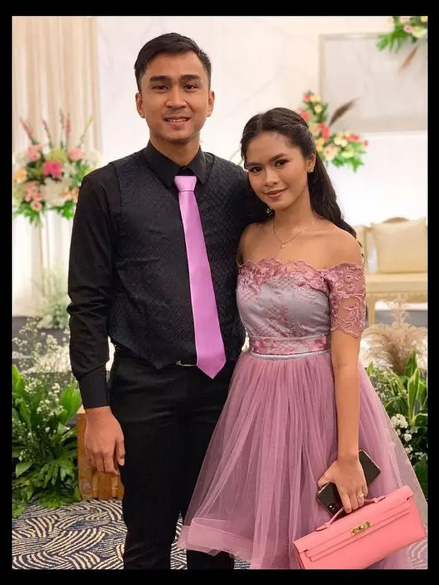 Gaya Pacaran Salshadilla  Anak Iis Dahlia, Mesra Walau LDR