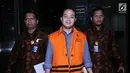 Ekspresi pihak swasta perantara suap, Eka Kamaluddin usai menjalani pemeriksaan perdana pascaterjaring operasi tangkap tangan (OTT) KPK, Jakarta, Jumat (11/5). Eka diperiksa sebagai tersangka dugaan suap APBN-P 2018. (Merdeka.com/Dwi Narwoko)