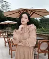 Rachel Vennya kembali mencuri perhatian saat menikmati momen liburannya di salah satu resort mewah di Jawa Tengah. [@rachelvennya].