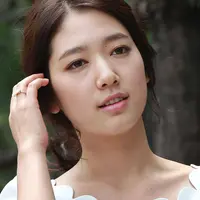 Park Shin Hye (via sidomi.com)