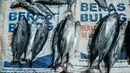 Kelangkaan yang berimbas pada kenaikan harga ikan di Banda Aceh juga dipengaruhi tidak melautnya nelayan untuk memperingati 20 tahun bencana tsunami. (Yasuyoshi CHIBA/AFP)