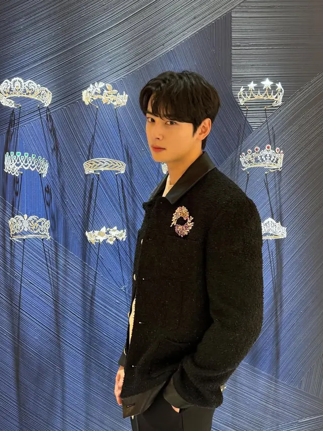 Anggota Baru Boy Group BIGHIT Music Jadi Sorotan karena Wajahnya Mirip Cha Eun Woo