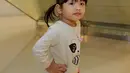 Selain itu, pemain dalam sinetron 'Anak Menteng' itu suka melihat putrinya suka joged-joged sendiri. (Adrian Putra/Bintang.com)