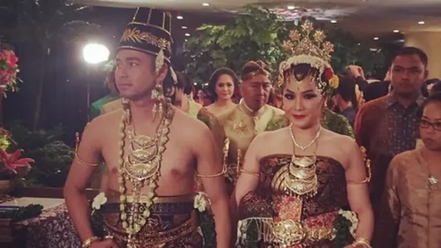 6 Foto Jadul Raffi Ahmad dan Nagita Slavina dari Prewedding Hingga Nikah, Kini Anniversary ke-9