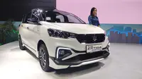 PT Suzuki Indomobil Sales (SIS) meluncurkan all-new Suzuki Ertiga Hybrid Cruise di Indonesia International Motor Show (IIMS) 2024 di JIExpo Kemayoran, Jakarta. (Septian/Liputan6.com)