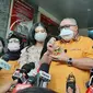 Pengacara Razman Nasution akan mengajukan penangguhan penahanan untuk kliennya, dokter Richard Lee. (Liputan6.com/Ady Anugrahadi)