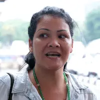 Meskipun kini Nina telah pergi, namun Melanie tak lupa saat pertama kali ia dan Nina dipertemukan. Melanie bercerita bahwa kala itu Nina diambilnya dari jalanan dan kemudian dibawanya ke rumah. (Deki Prayoga/Bintang.com)