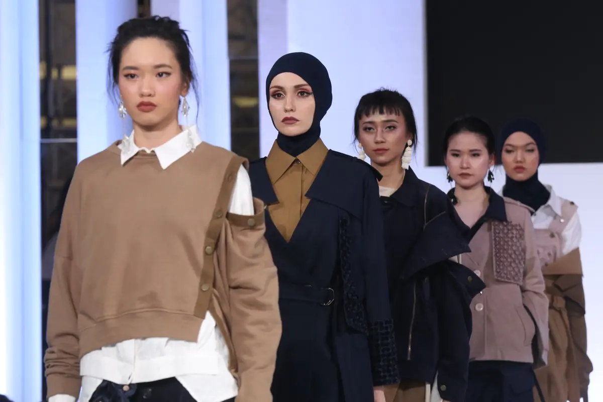 6 desainer lulusan YCIFI unjuk gigi di Jakarta Fashion Week 2019