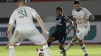 Liga 1: Bintang Persib Bandung Frets Butuan Pilih Tidak Mudik Meski Manajemen Liburkan Tim