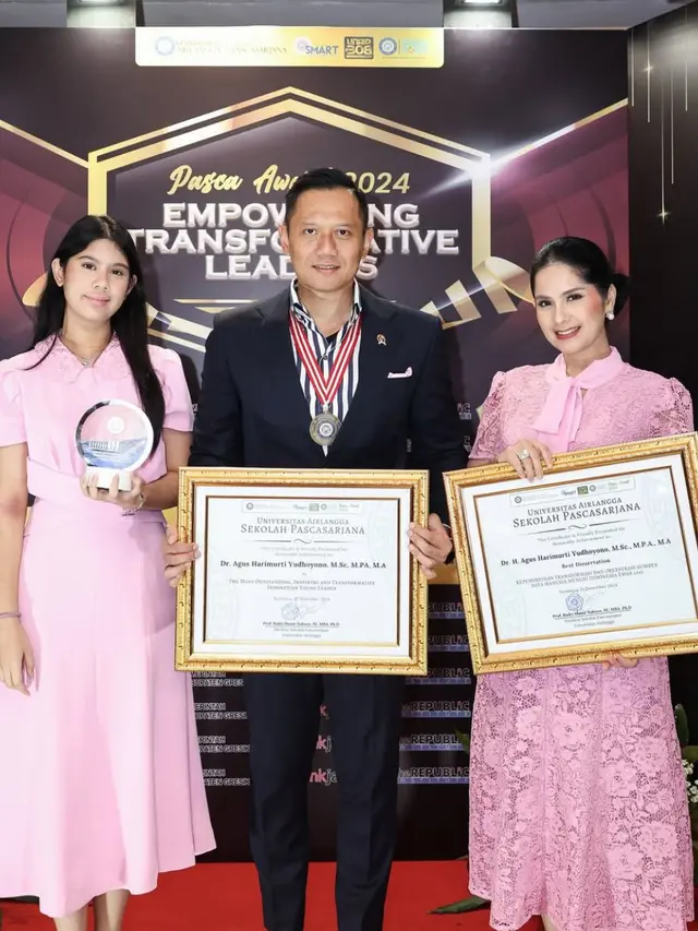 Pesona Annisa Pohan Dampingi AHY Wisuda, Selalu Cantik Kenakan Kebaya hingga Batik (credit: https://www.instagram.com/annisayudhoyono/)