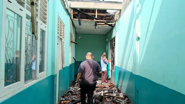 Gedung terbakar