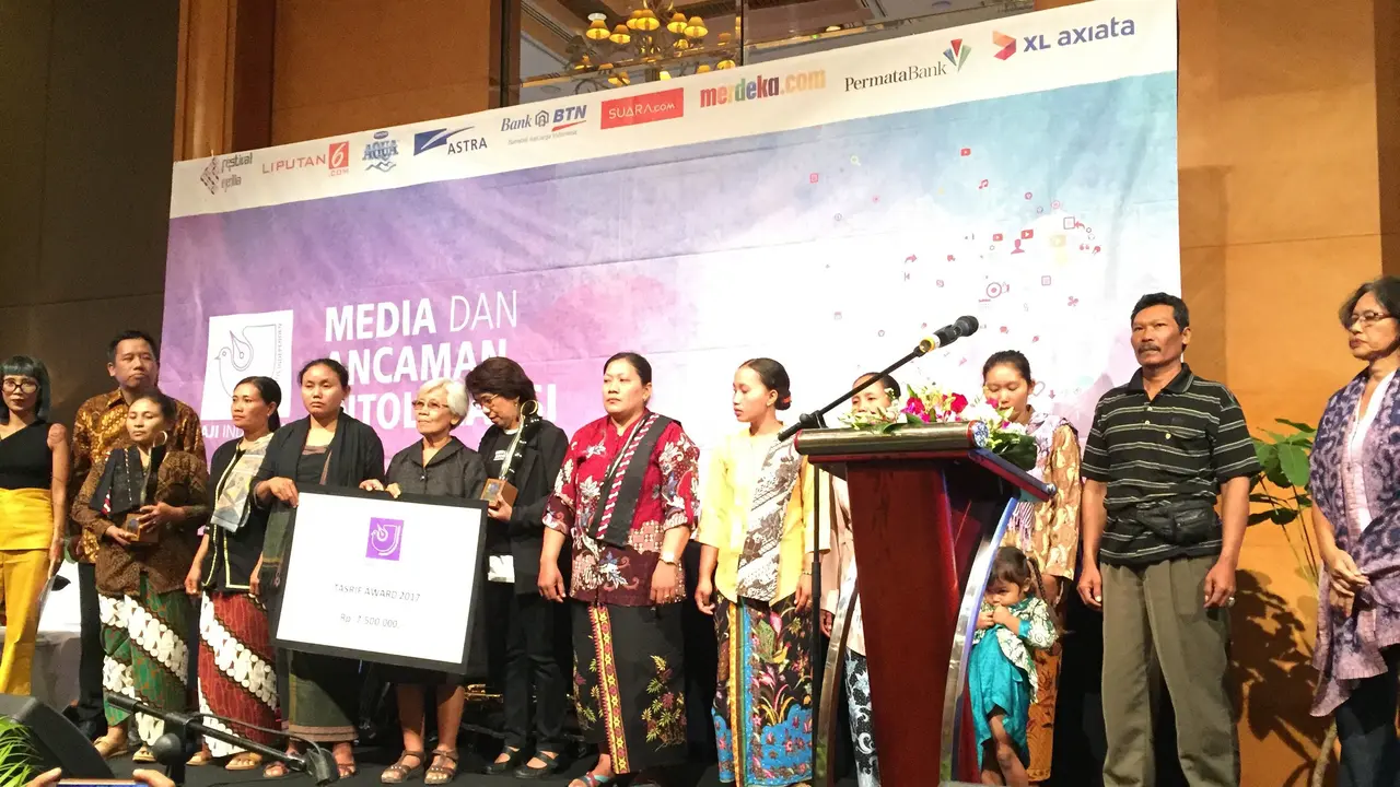 Pemberian penghargaan AJI 2017 