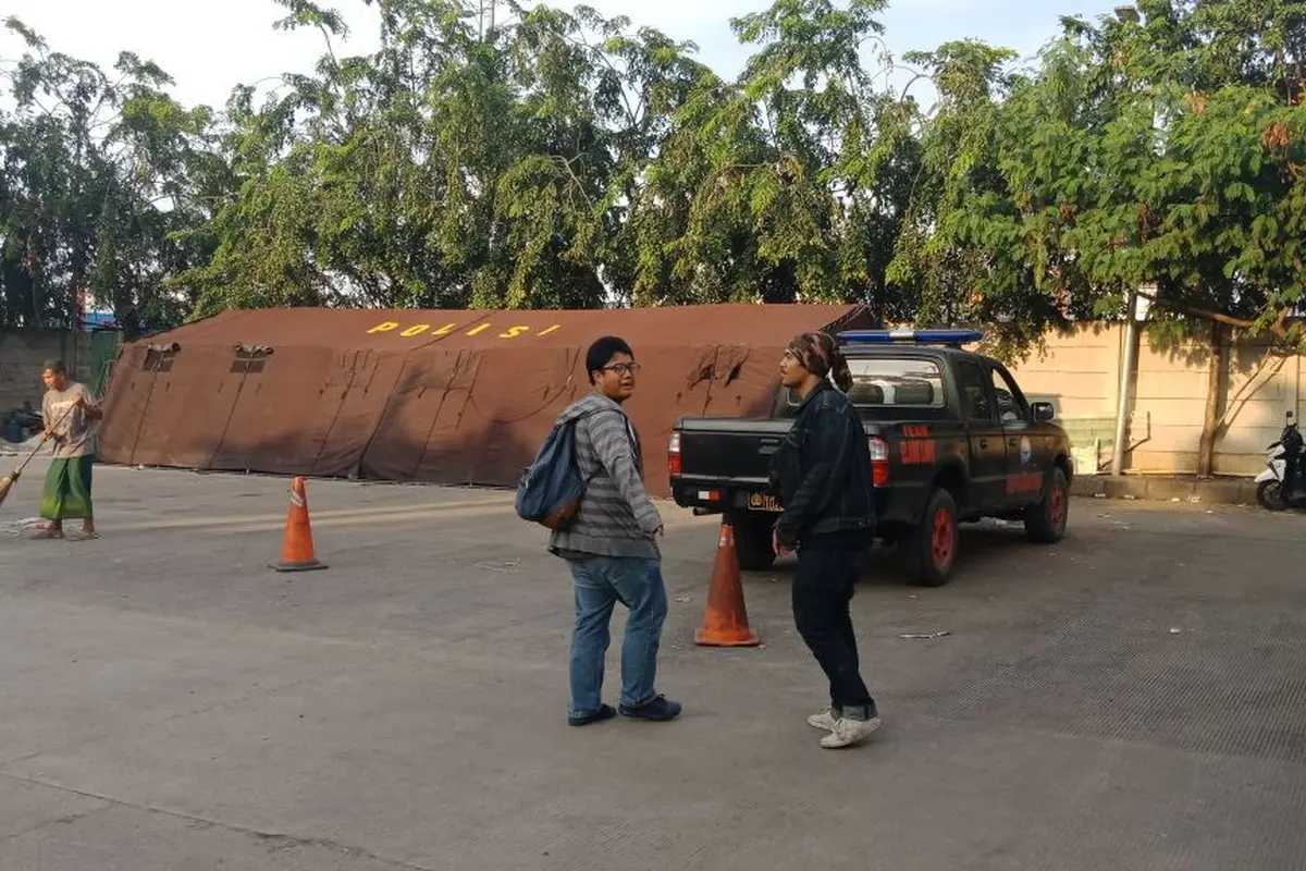 Polisi siaga di lokasi Makam Mbah Priok